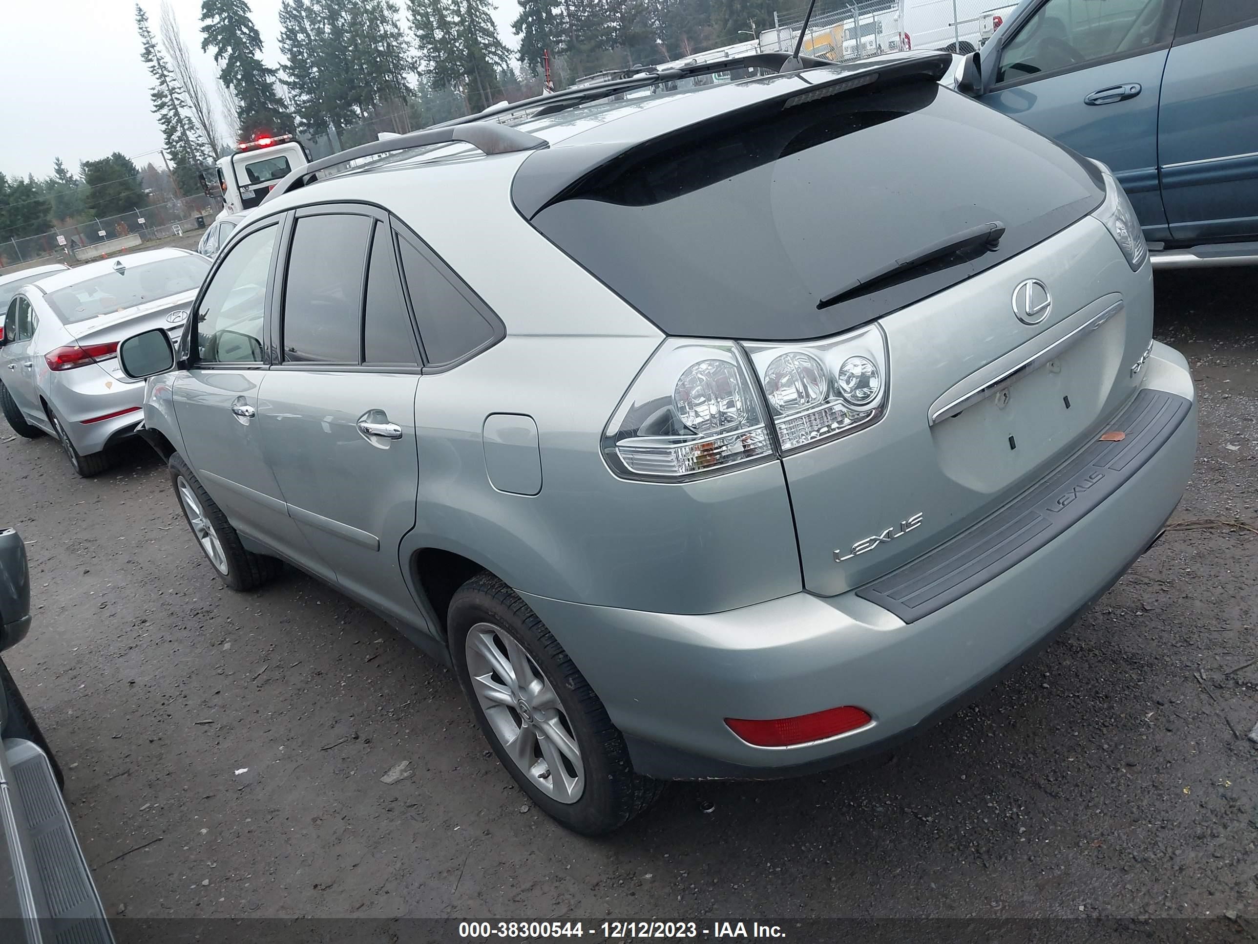 Photo 2 VIN: JTJHK31U582047232 - LEXUS RX 