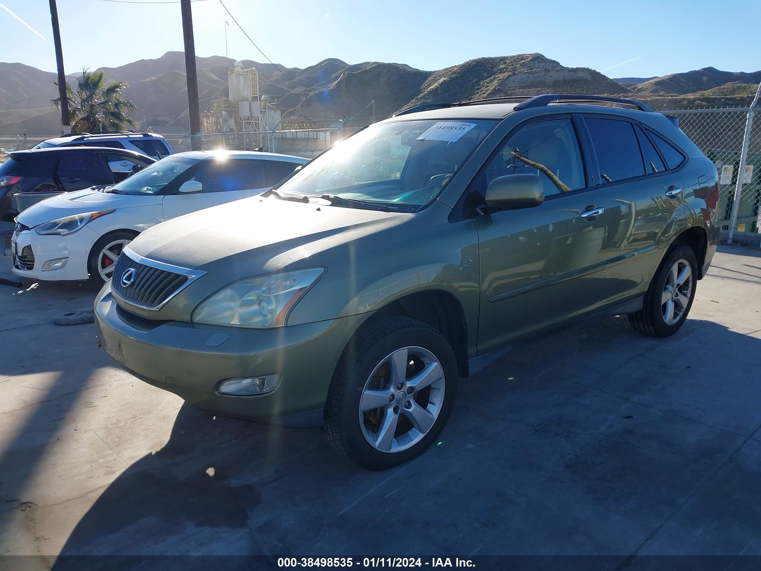 Photo 1 VIN: JTJHK31U882043143 - LEXUS RX 