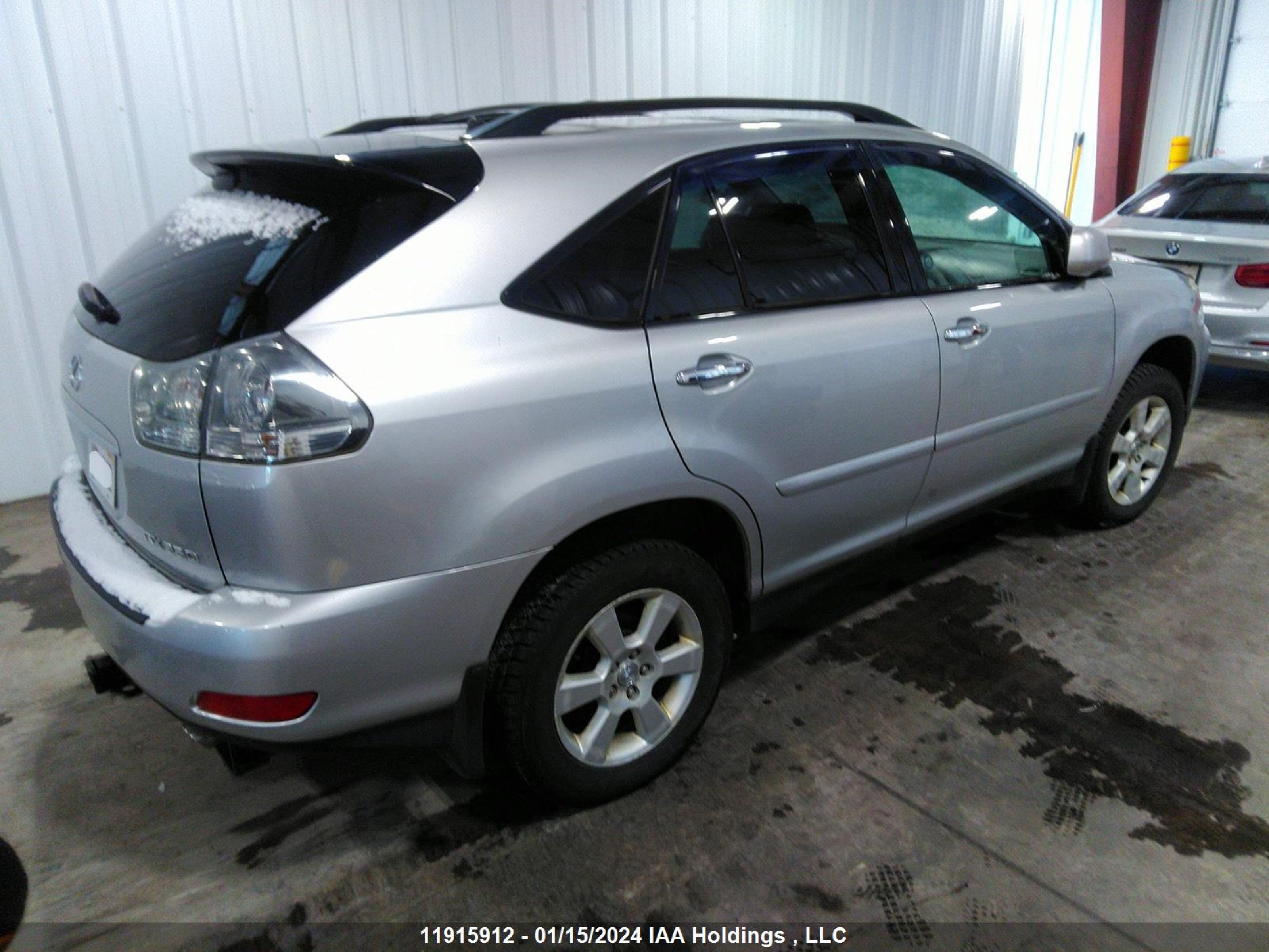 Photo 3 VIN: JTJHK31UX92061659 - LEXUS RX 