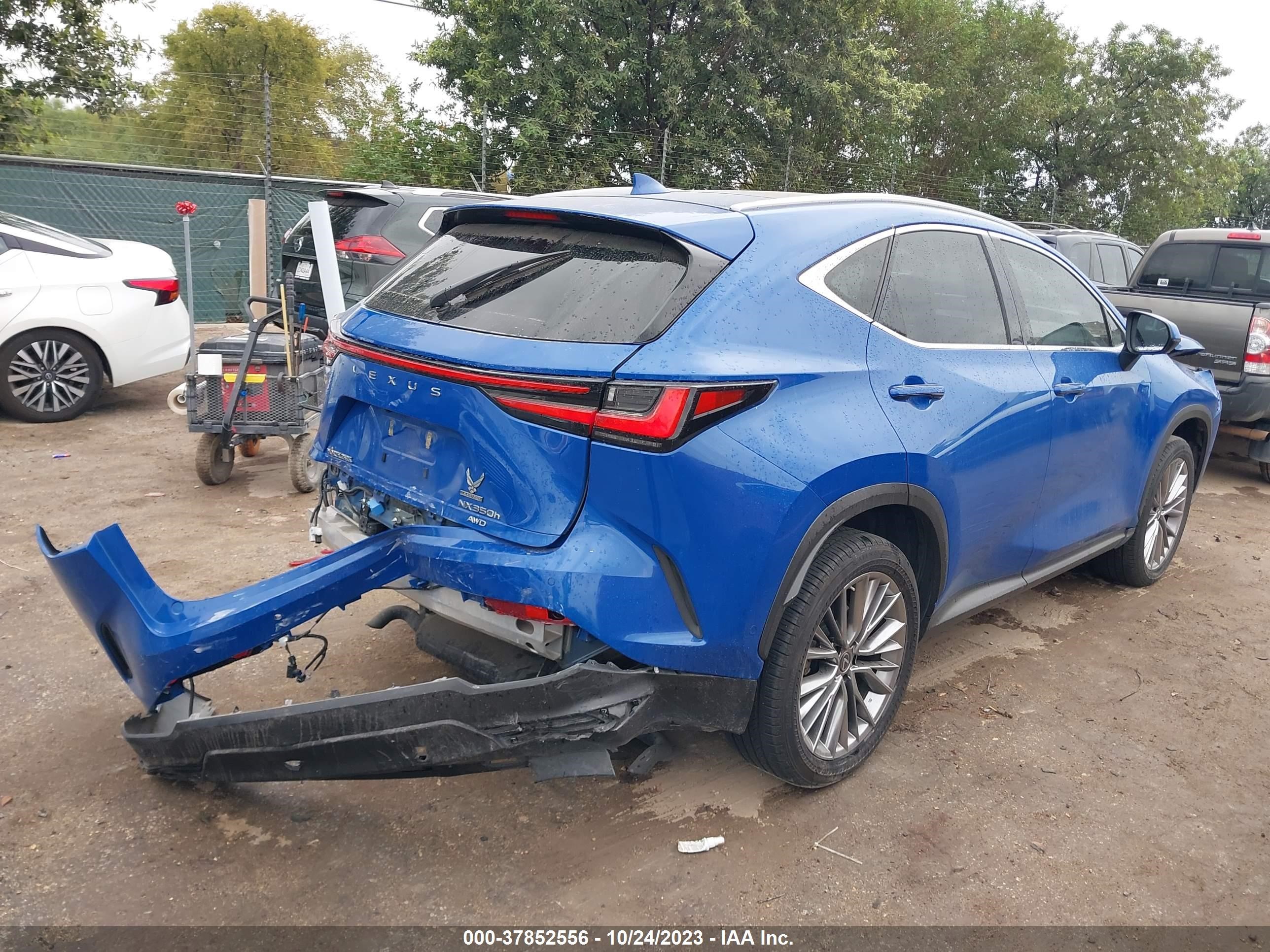 Photo 3 VIN: JTJHKCEZ9N2000786 - LEXUS NX 