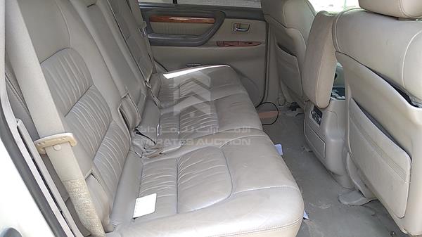 Photo 20 VIN: JTJHT00W064008810 - LEXUS LX 470 