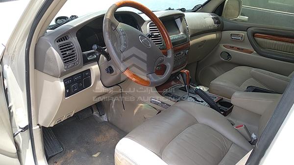 Photo 9 VIN: JTJHT00W064008810 - LEXUS LX 470 