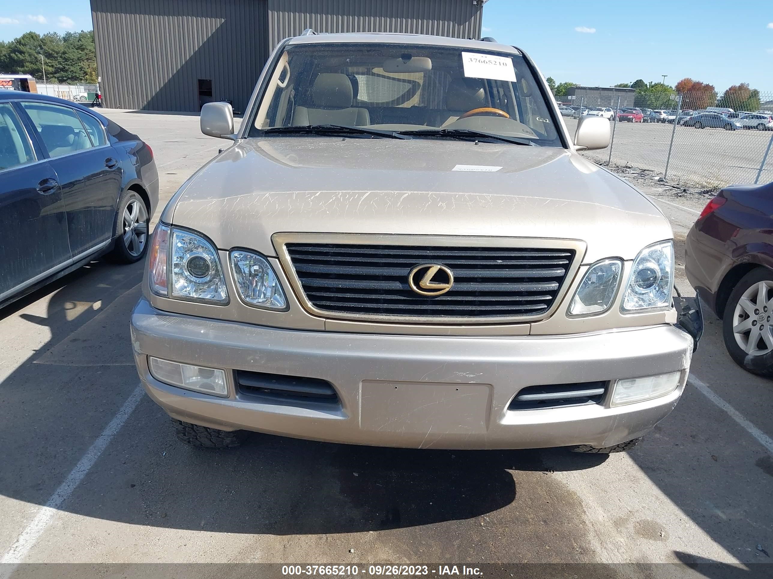 Photo 11 VIN: JTJHT00W123518602 - LEXUS LX 