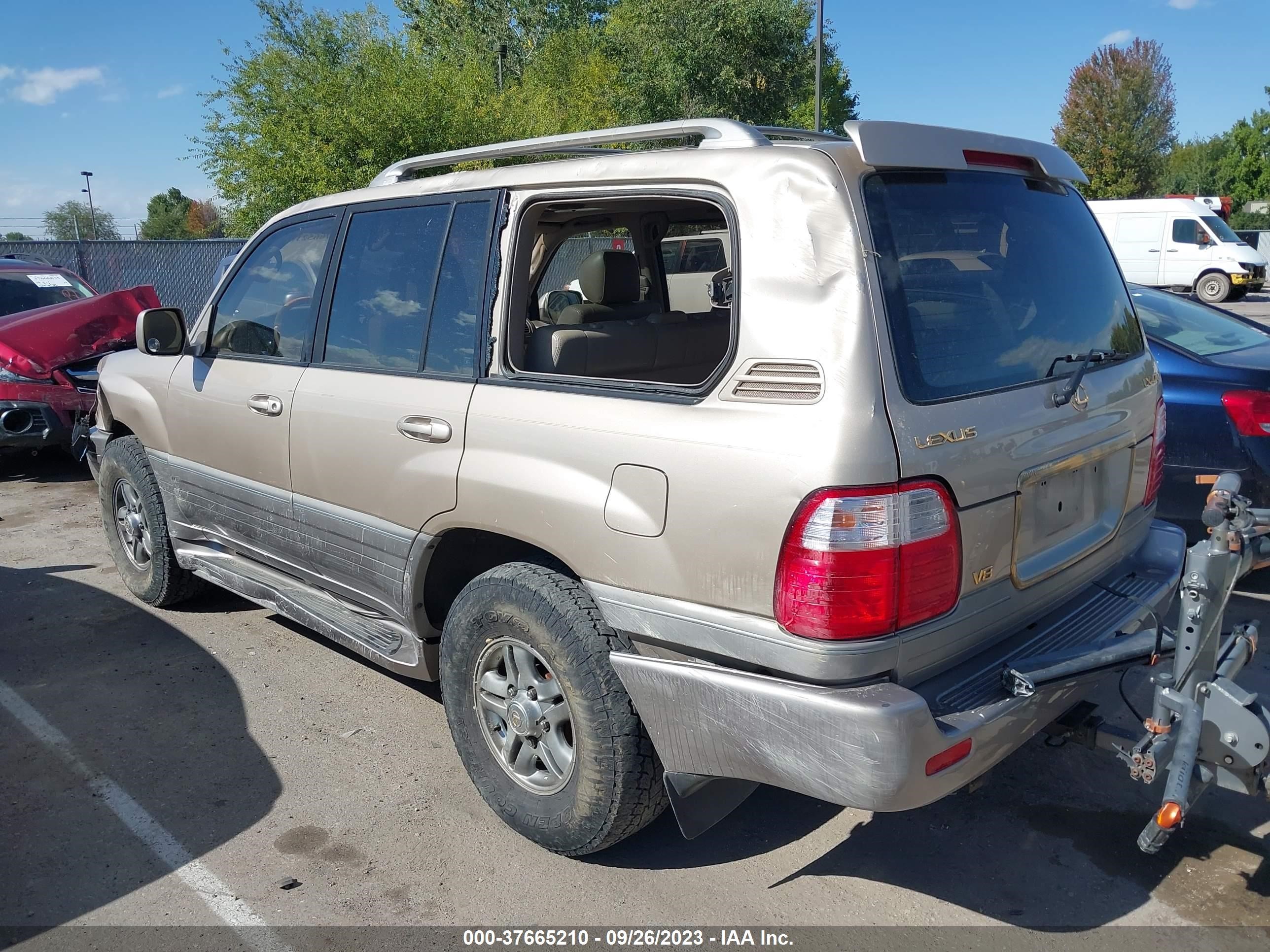 Photo 2 VIN: JTJHT00W123518602 - LEXUS LX 