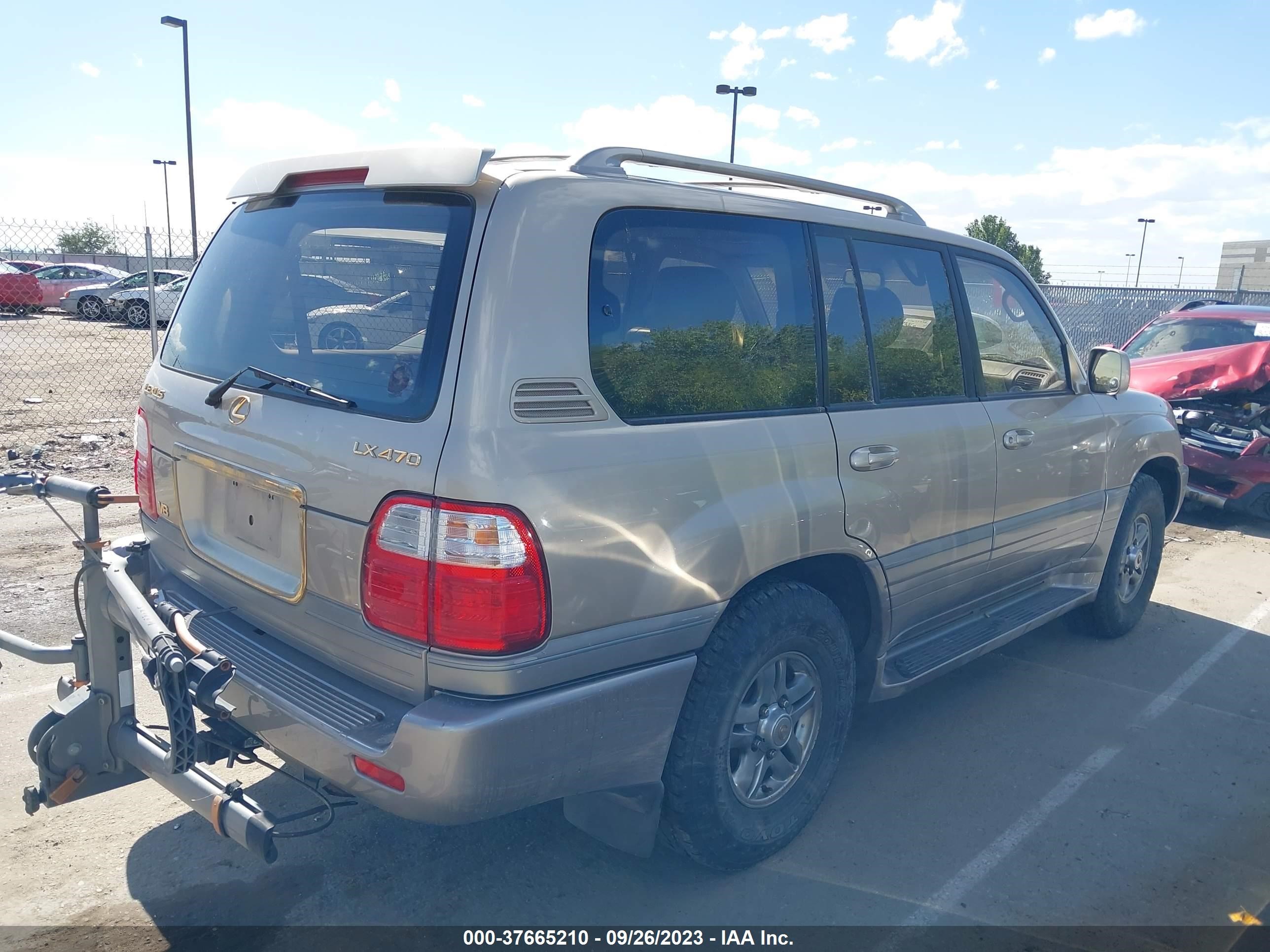 Photo 3 VIN: JTJHT00W123518602 - LEXUS LX 