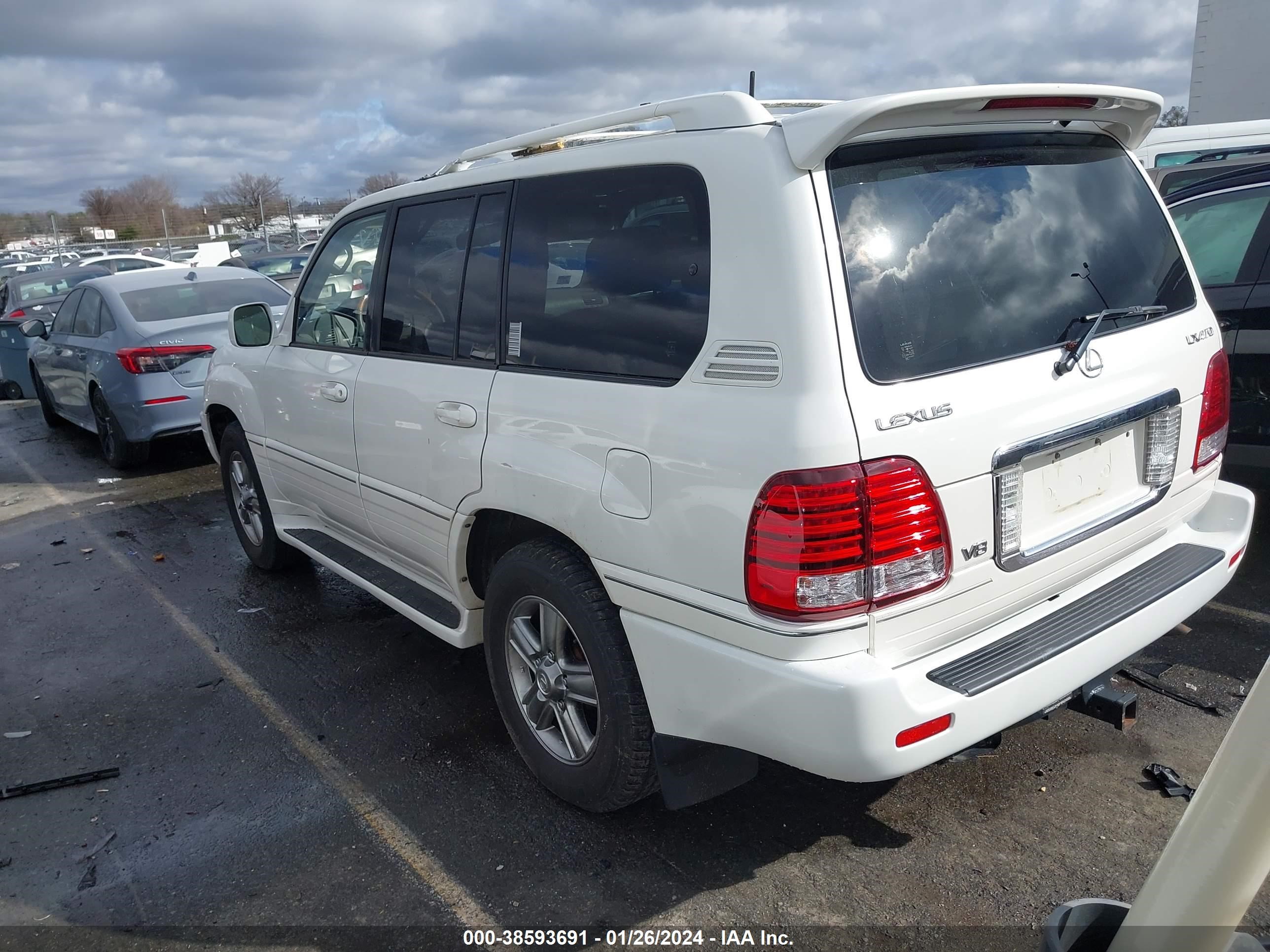 Photo 2 VIN: JTJHT00W264017413 - LEXUS LX 