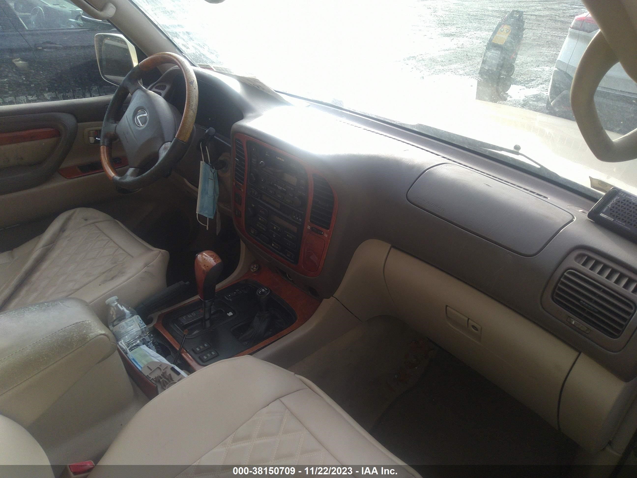 Photo 4 VIN: JTJHT00W313502089 - LEXUS LX 