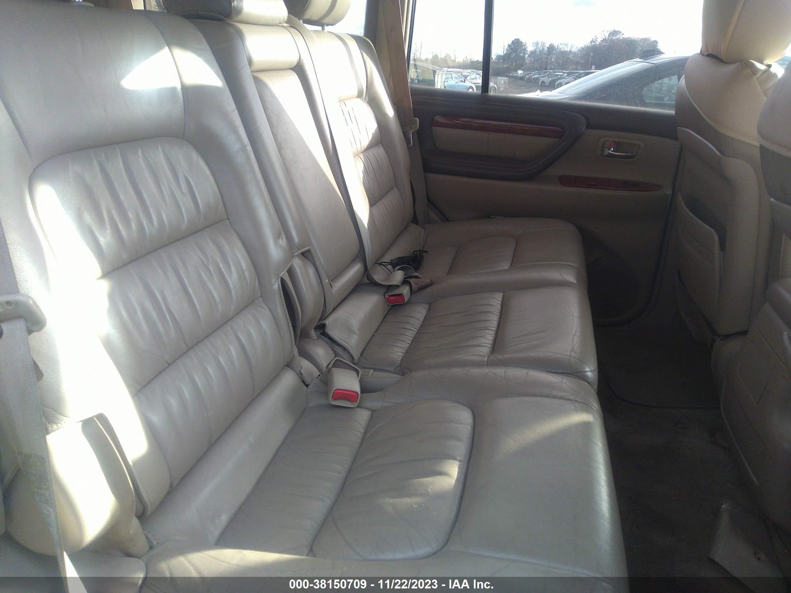 Photo 7 VIN: JTJHT00W313502089 - LEXUS LX 