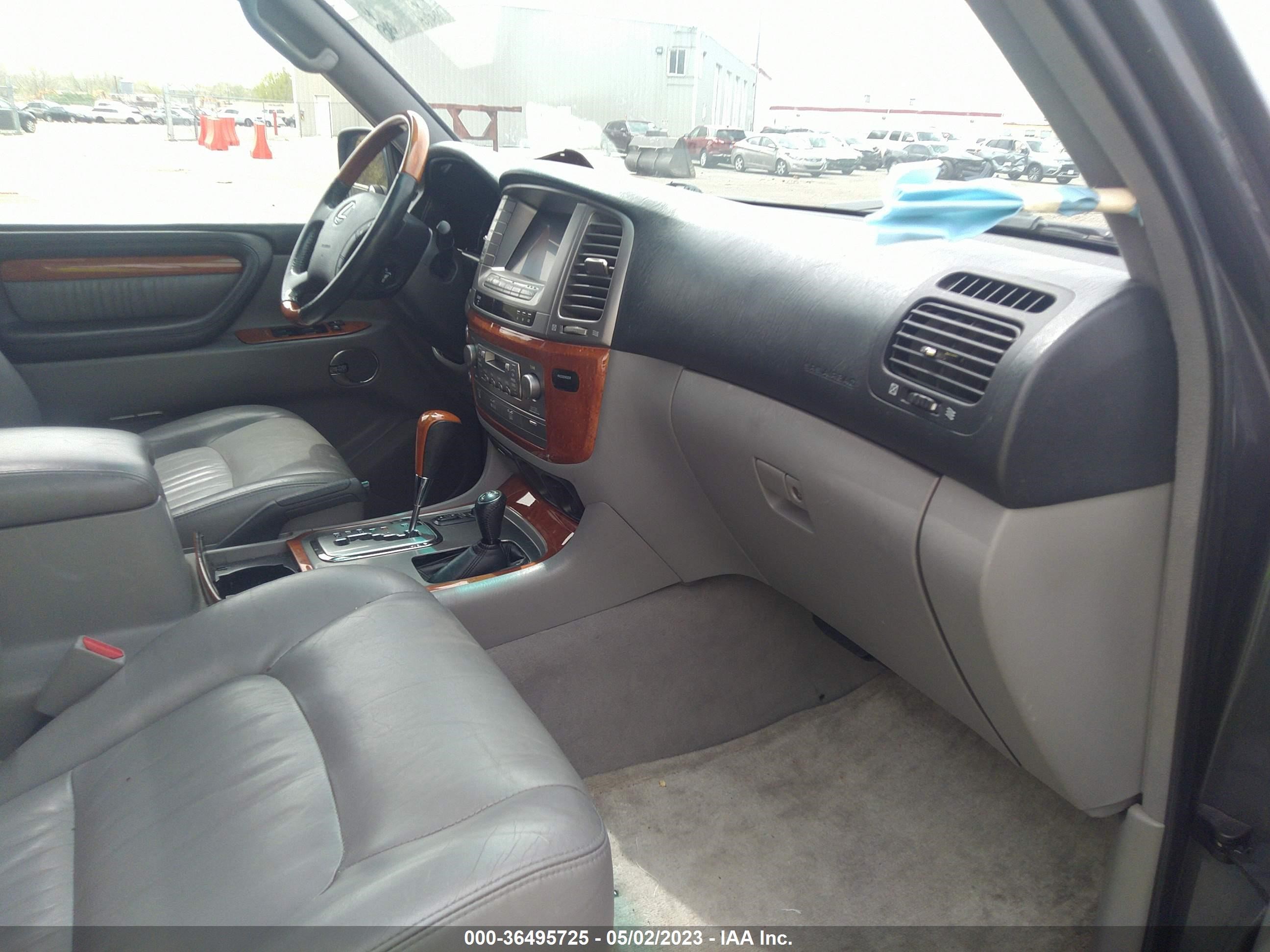 Photo 4 VIN: JTJHT00W453553400 - LEXUS LX 