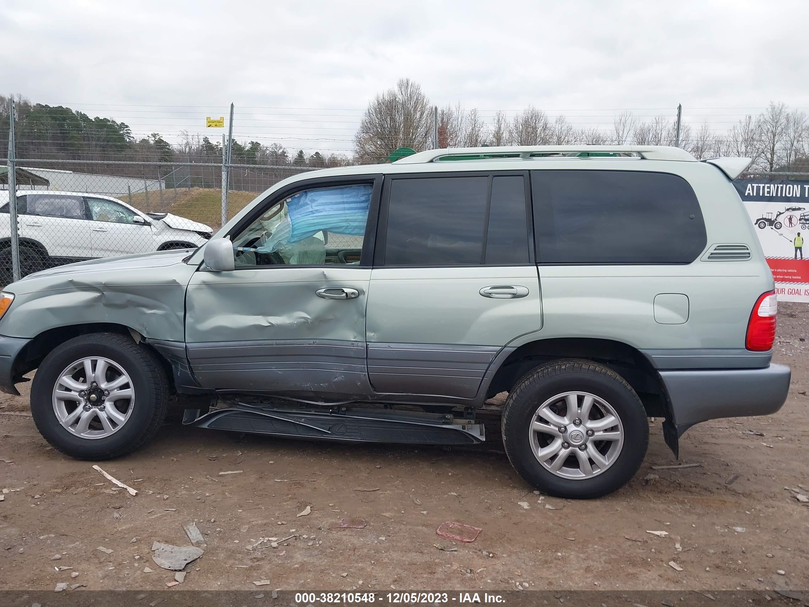 Photo 13 VIN: JTJHT00W453555244 - LEXUS LX 