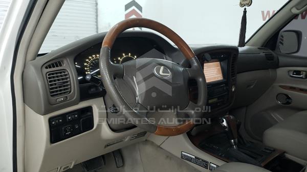 Photo 10 VIN: JTJHT00W513505947 - LEXUS LX 470 