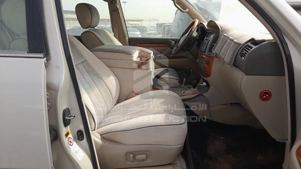 Photo 24 VIN: JTJHT00W533525411 - LEXUS LX 470 