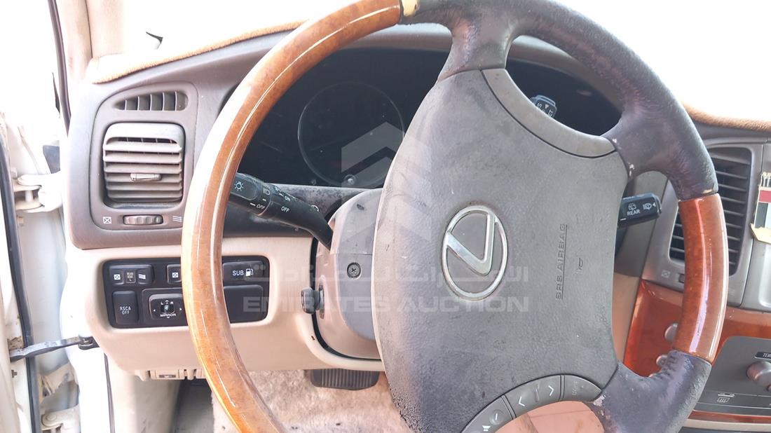 Photo 4 VIN: JTJHT00W533529782 - LEXUS LX 470 