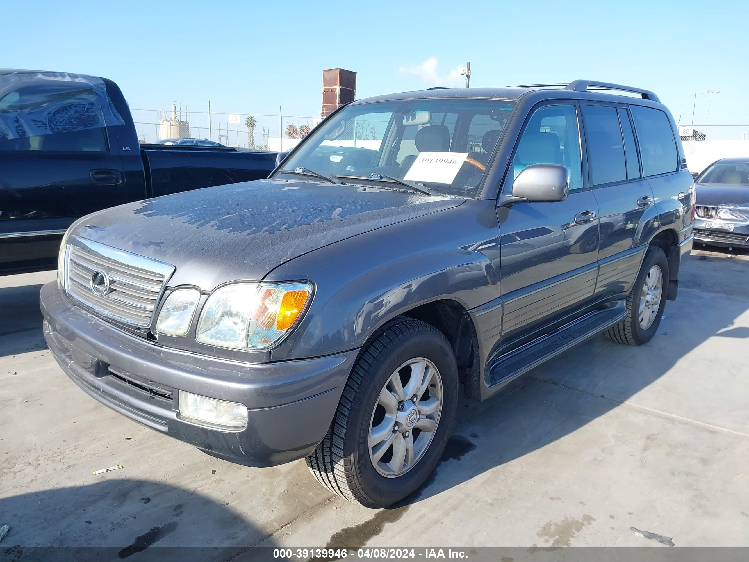 Photo 1 VIN: JTJHT00W743541577 - LEXUS LX 