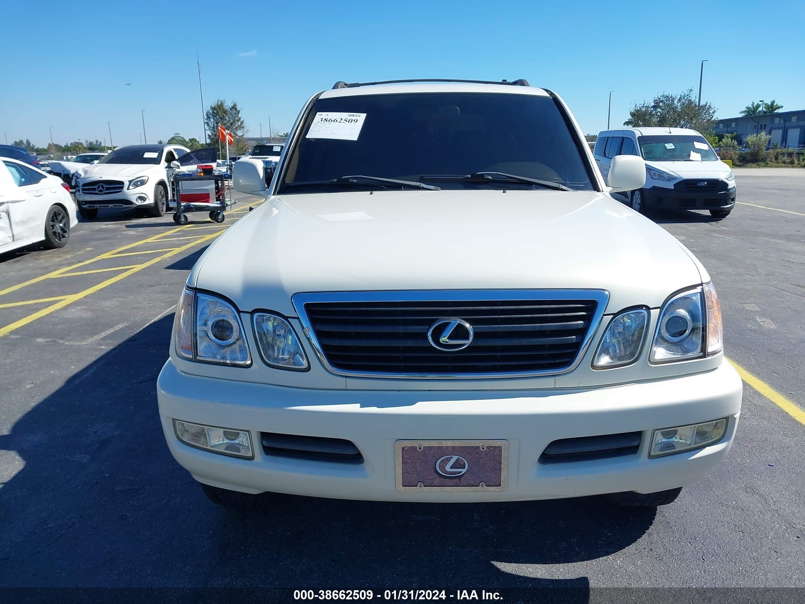 Photo 5 VIN: JTJHT00W823512425 - LEXUS LX 