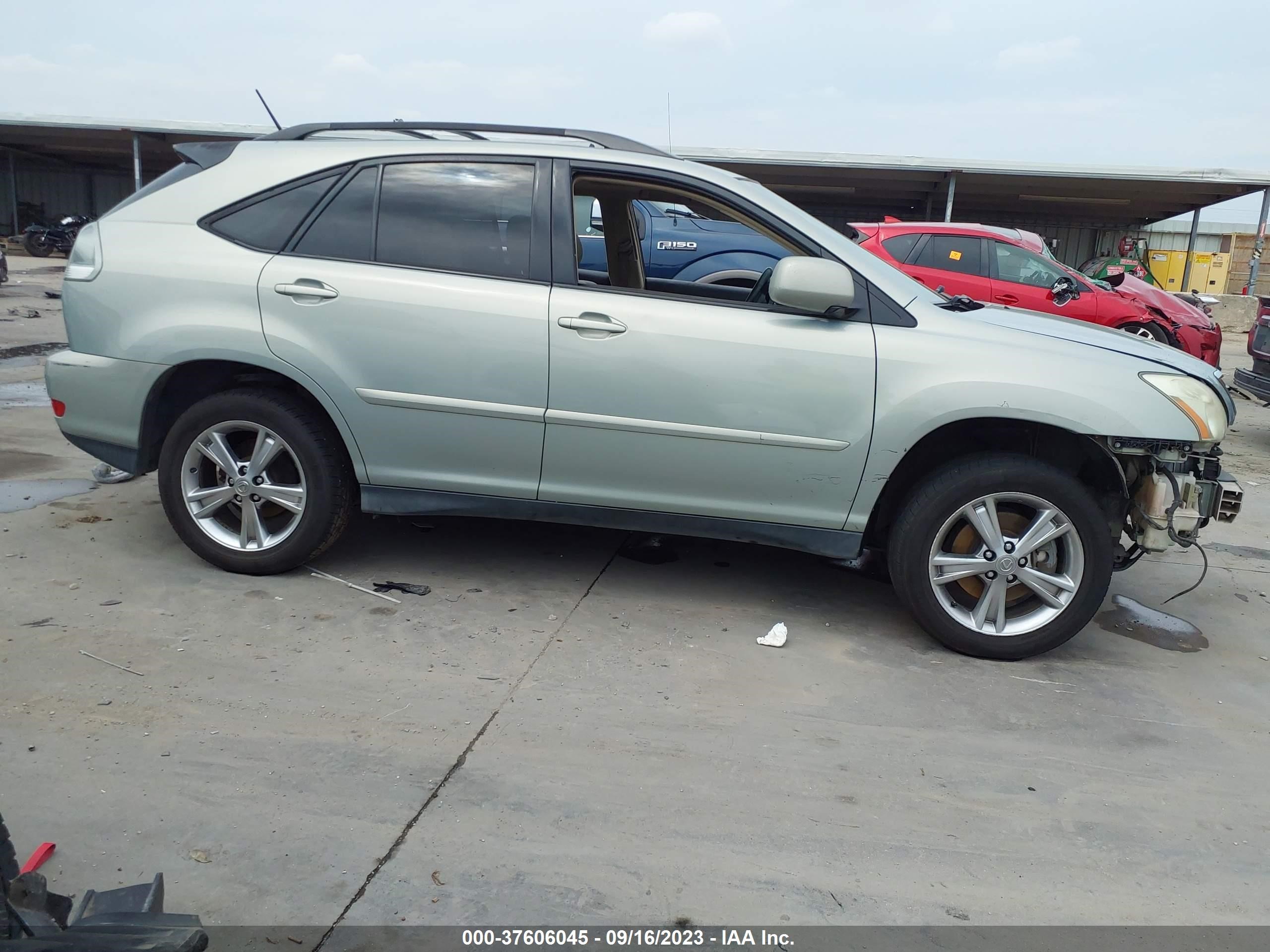 Photo 13 VIN: JTJHW31U060039519 - LEXUS RX 