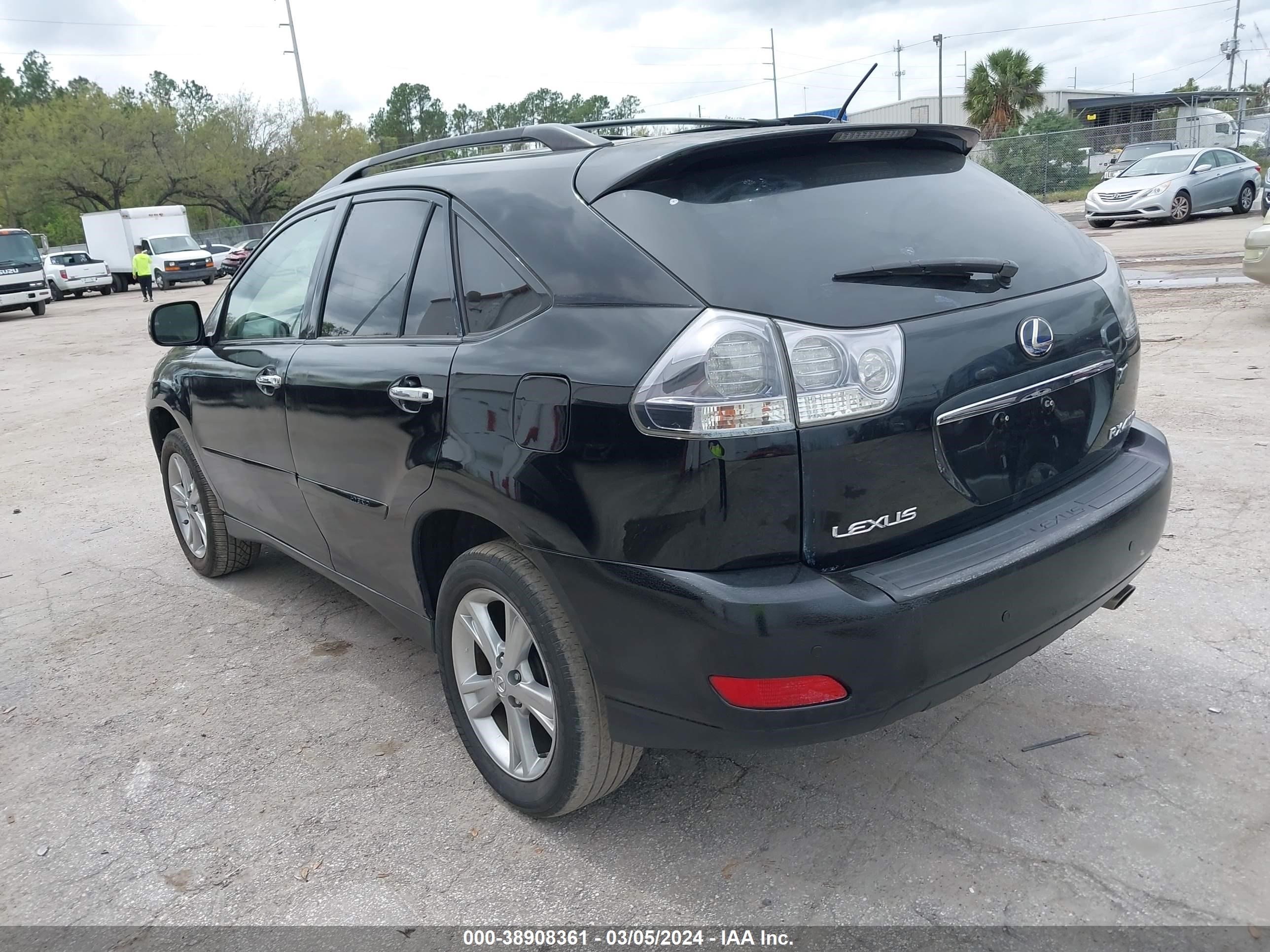 Photo 2 VIN: JTJHW31U082048213 - LEXUS RX 