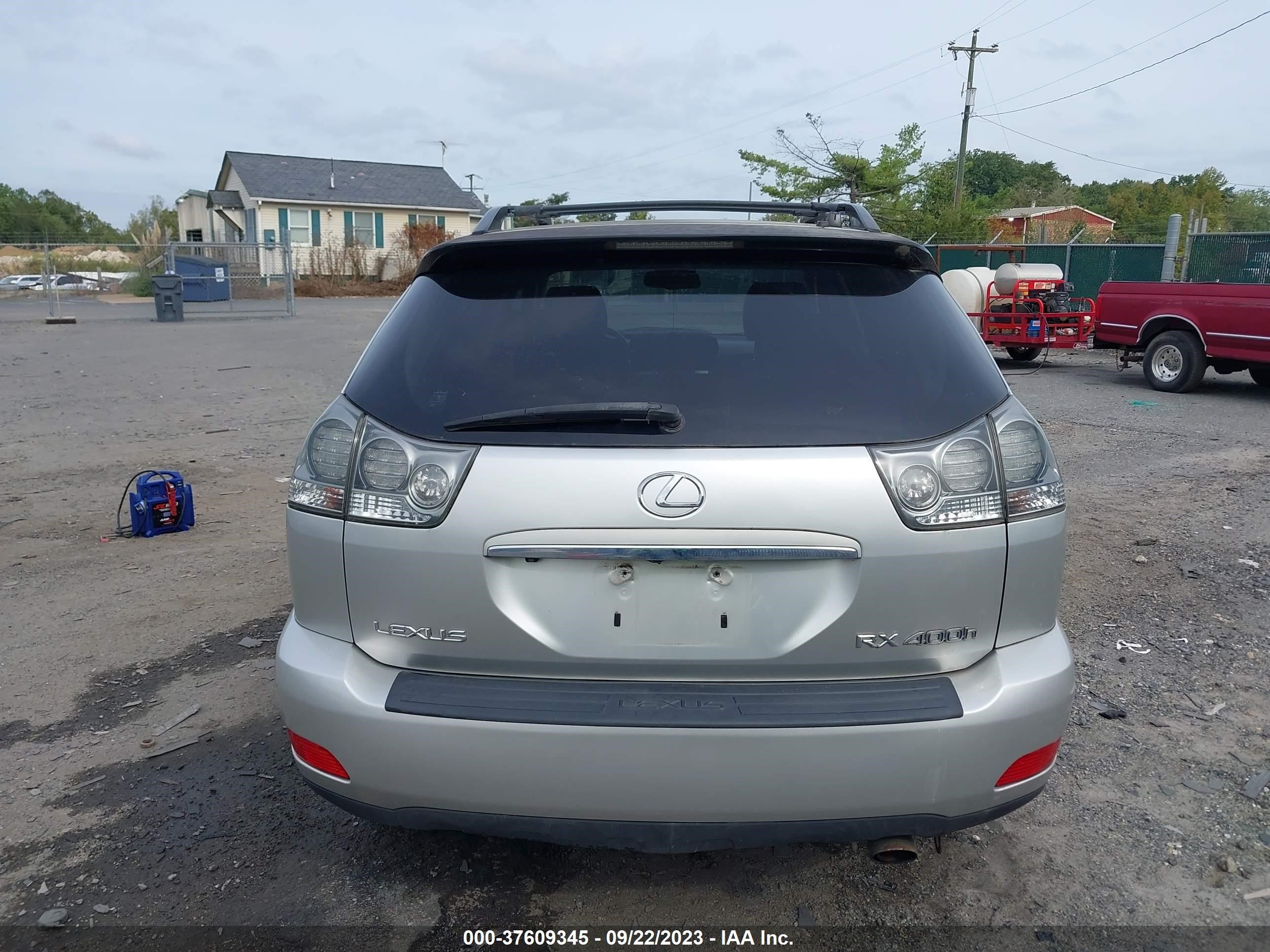 Photo 16 VIN: JTJHW31U272016698 - LEXUS RX 