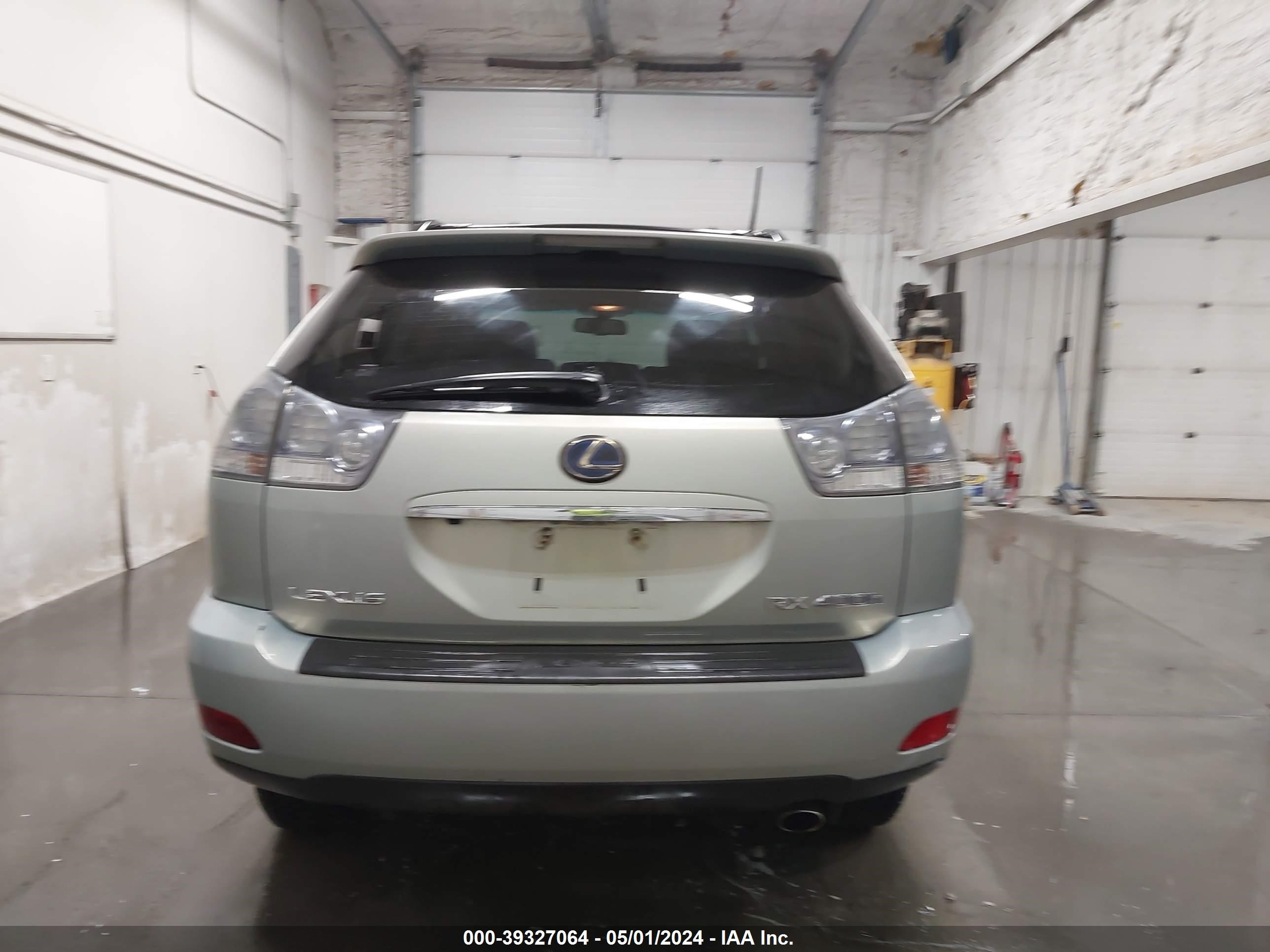 Photo 16 VIN: JTJHW31U382053860 - LEXUS RX 