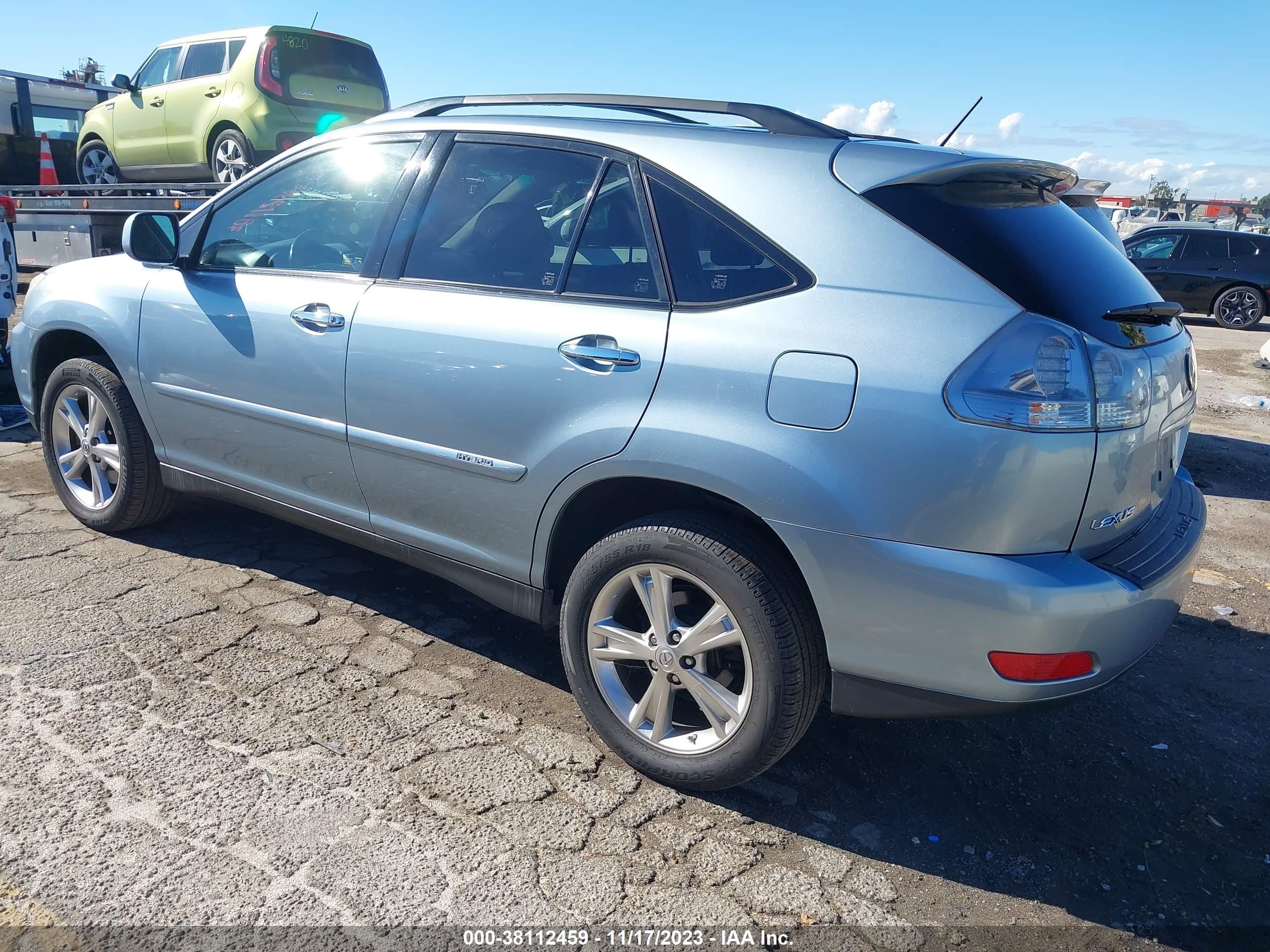 Photo 2 VIN: JTJHW31U382054135 - LEXUS RX 