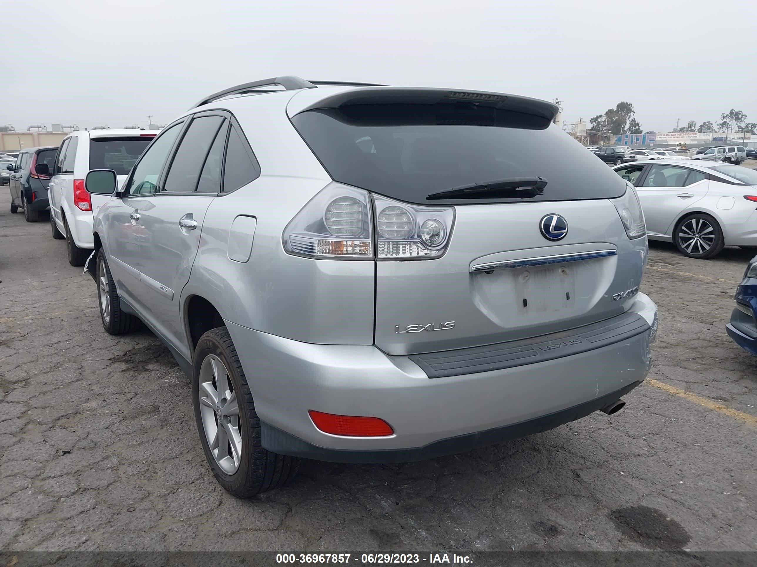 Photo 2 VIN: JTJHW31U382865241 - LEXUS RX 