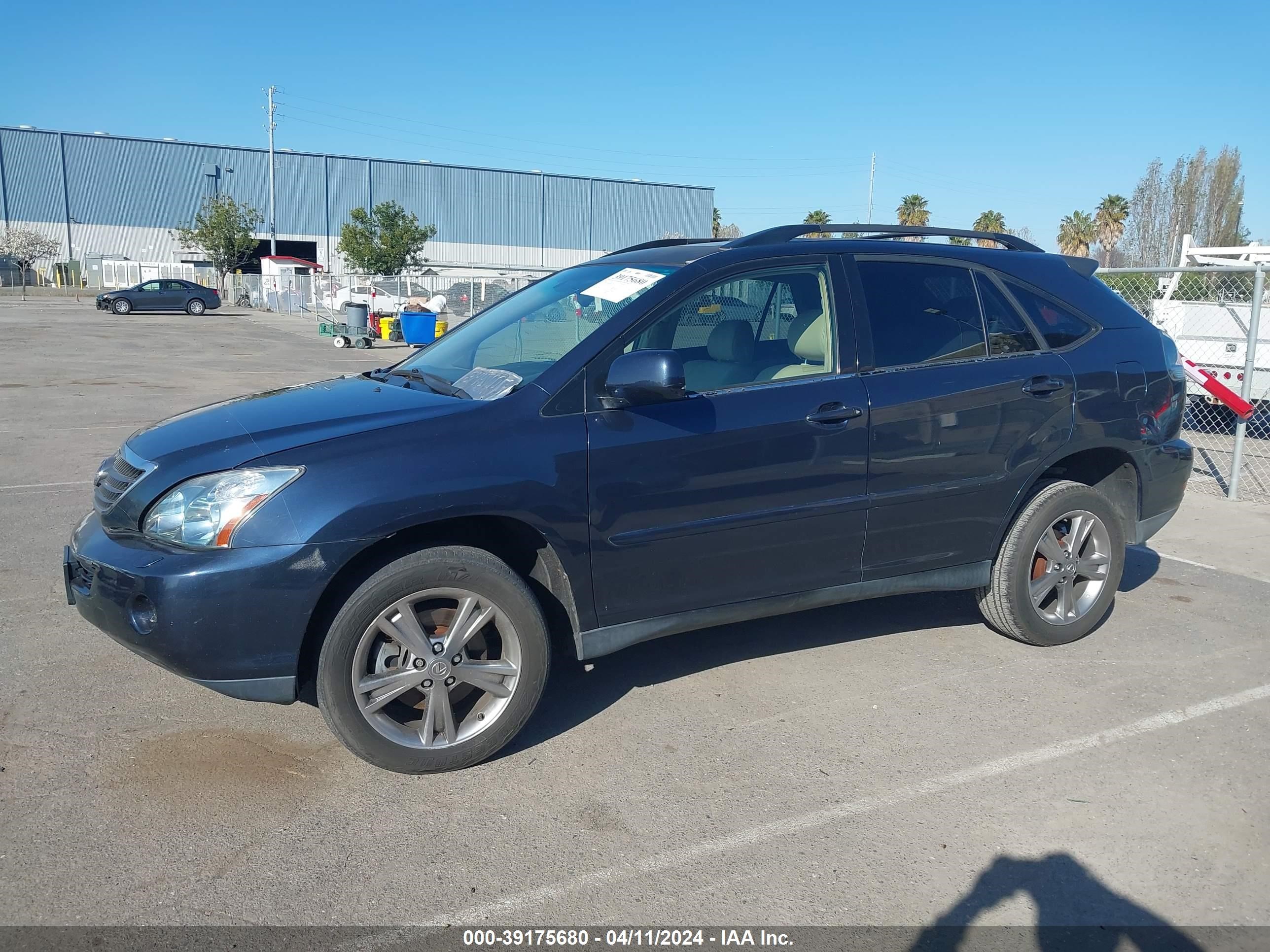 Photo 1 VIN: JTJHW31U660010266 - LEXUS RX 