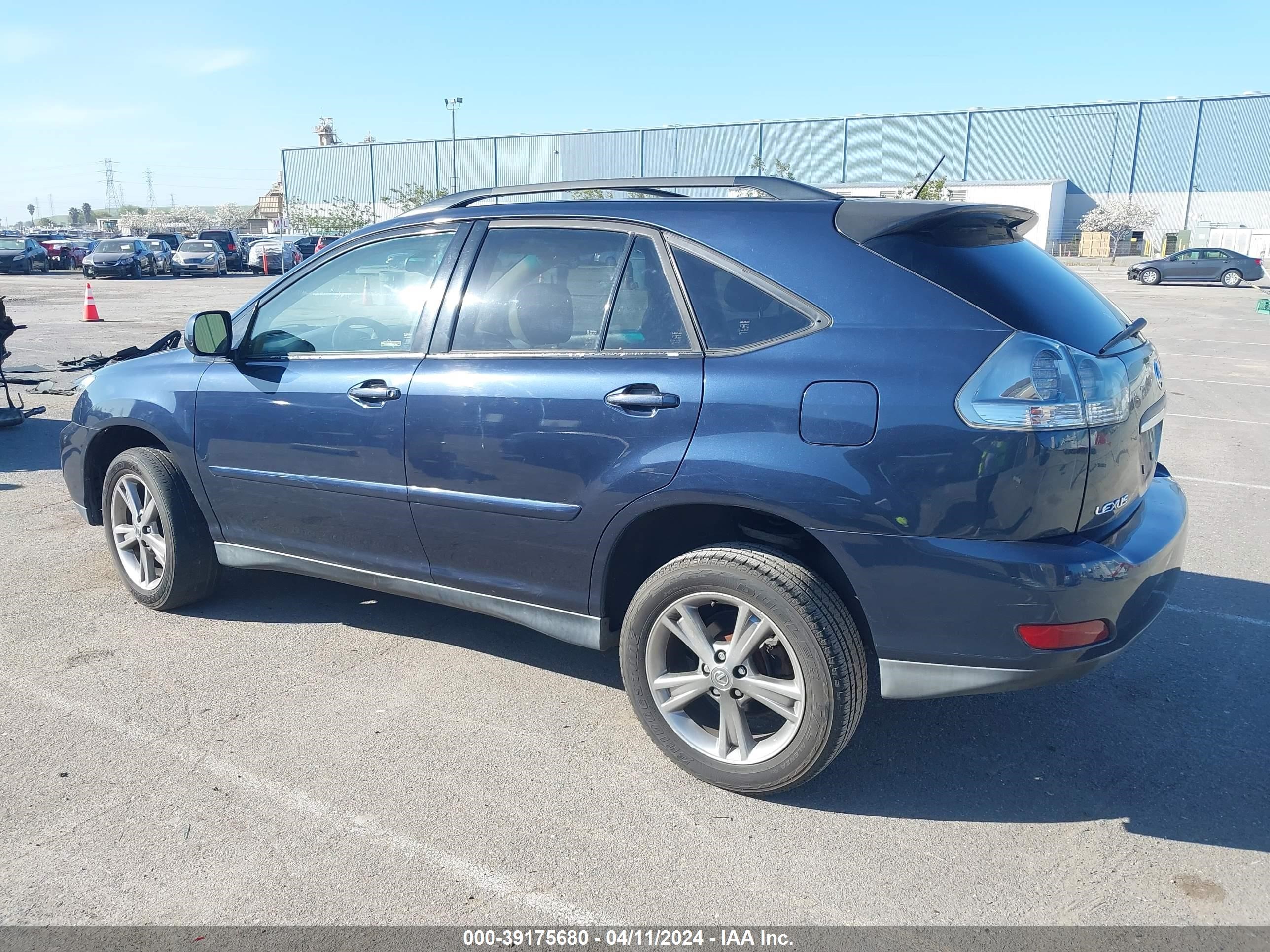 Photo 2 VIN: JTJHW31U660010266 - LEXUS RX 