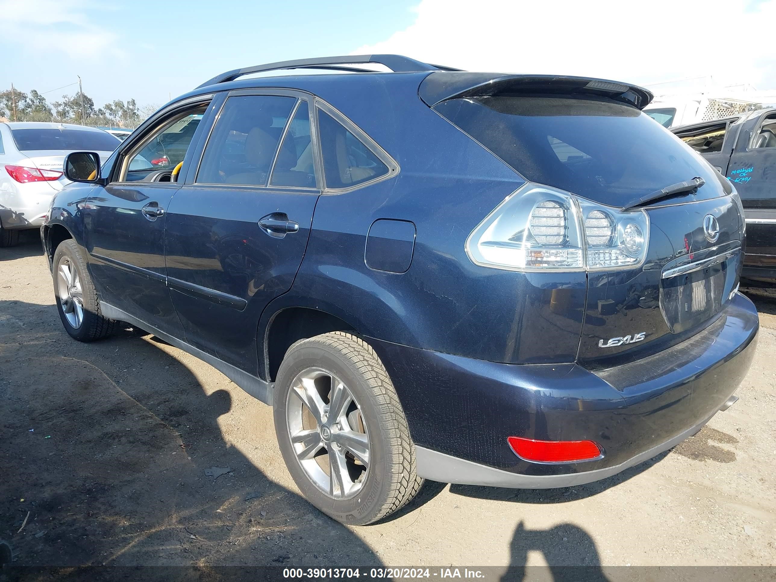 Photo 2 VIN: JTJHW31U660043414 - LEXUS RX 