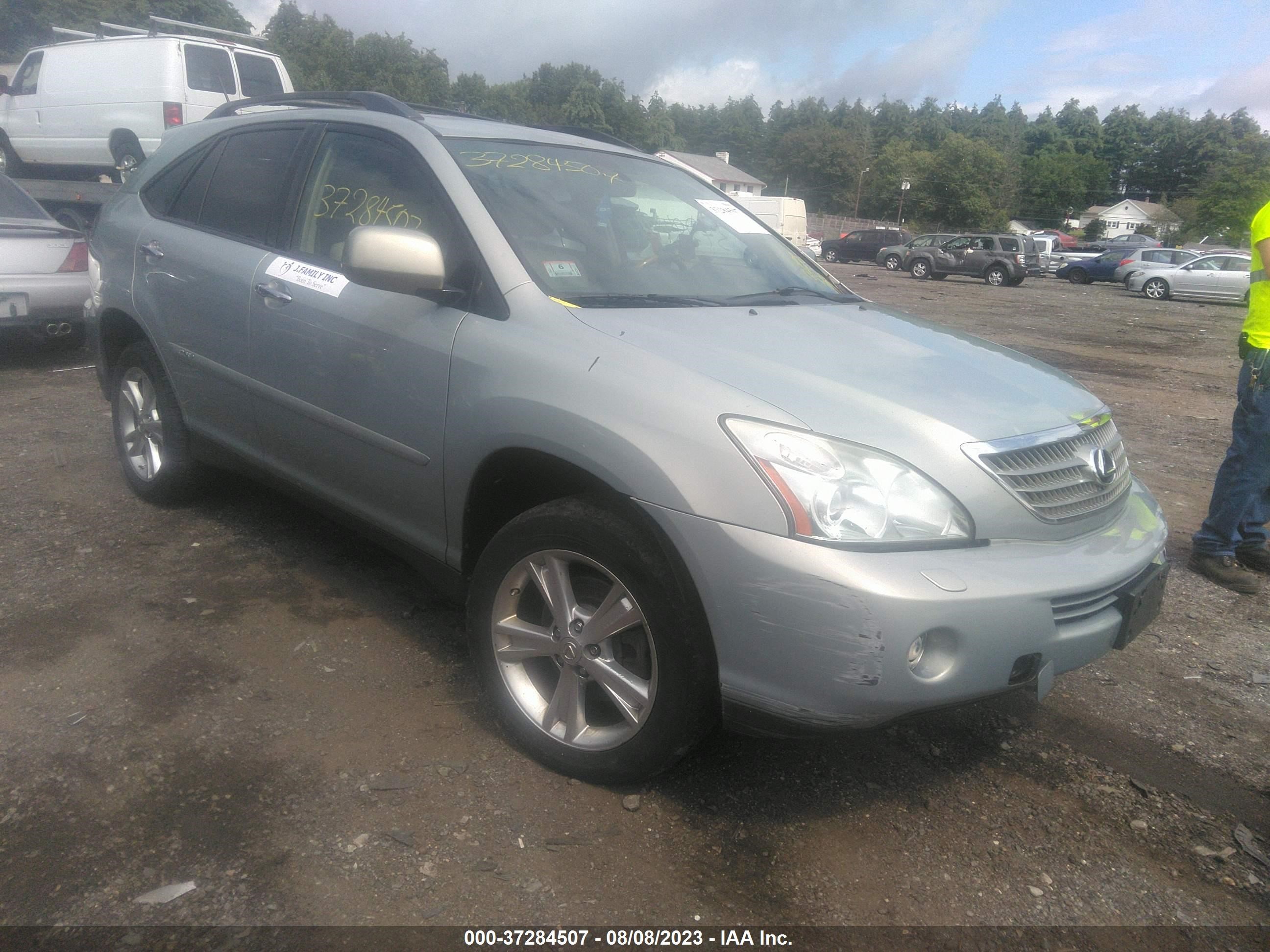 Photo 0 VIN: JTJHW31U682070913 - LEXUS RX 