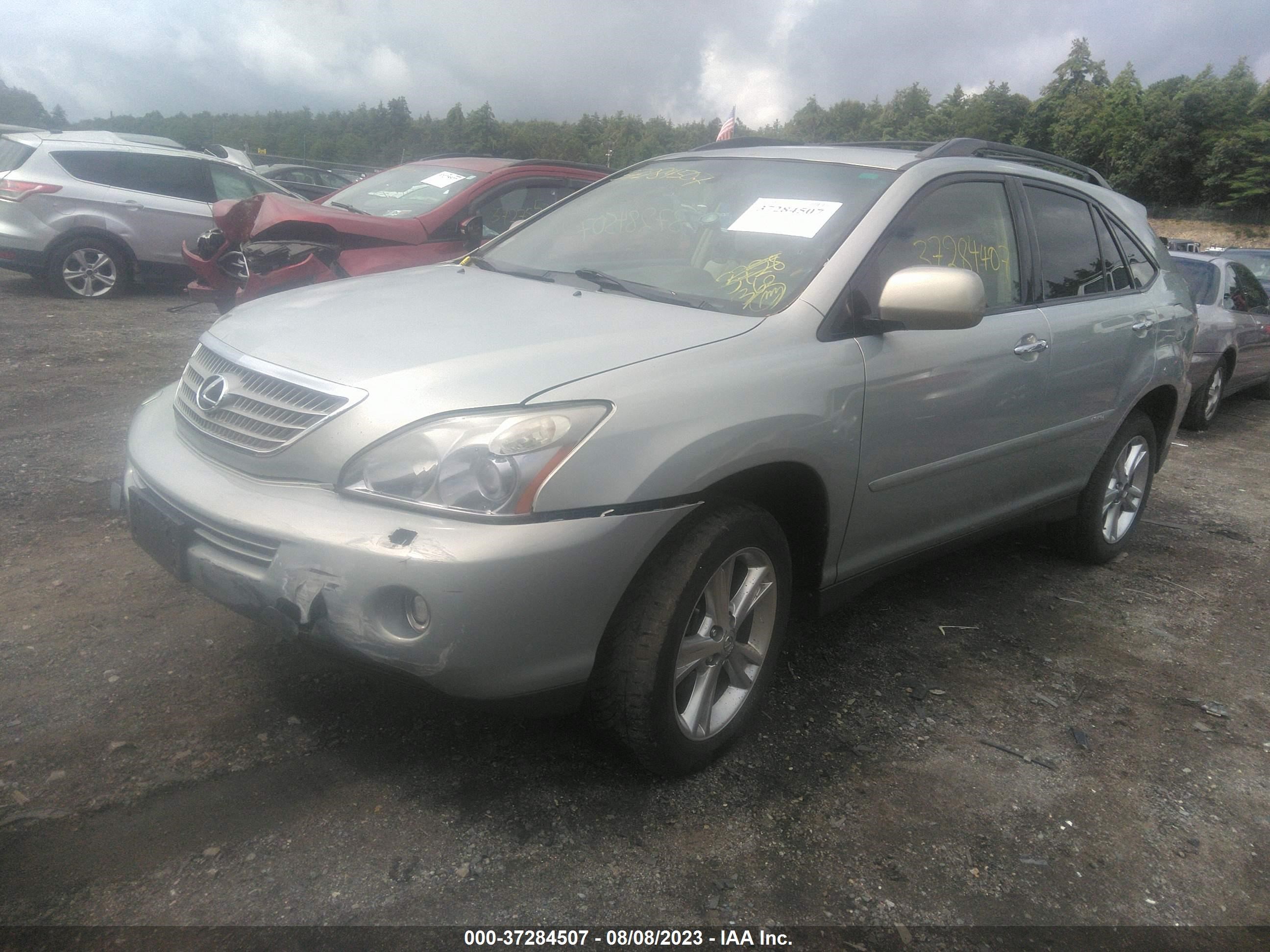 Photo 1 VIN: JTJHW31U682070913 - LEXUS RX 