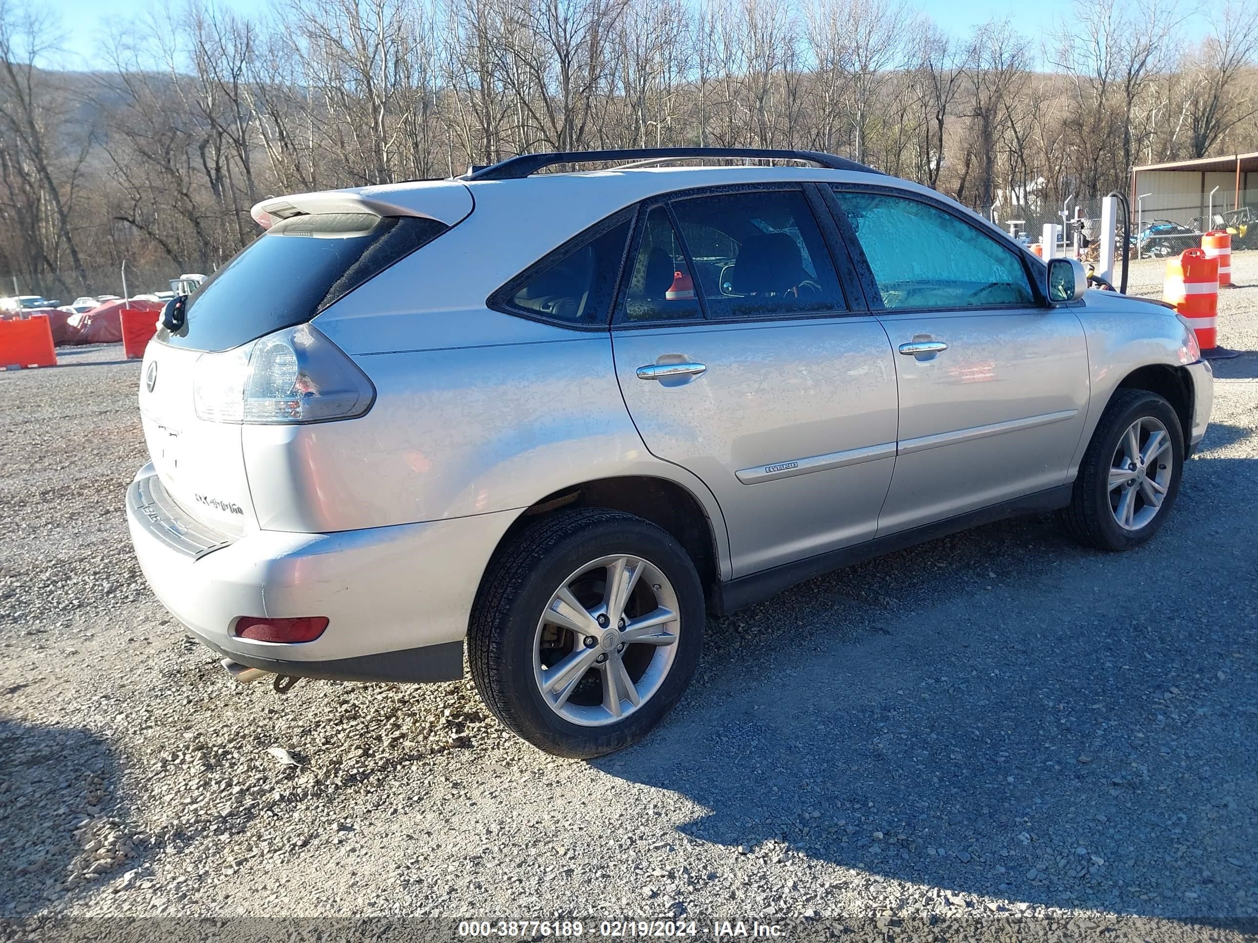 Photo 3 VIN: JTJHW31U782858762 - LEXUS RX 