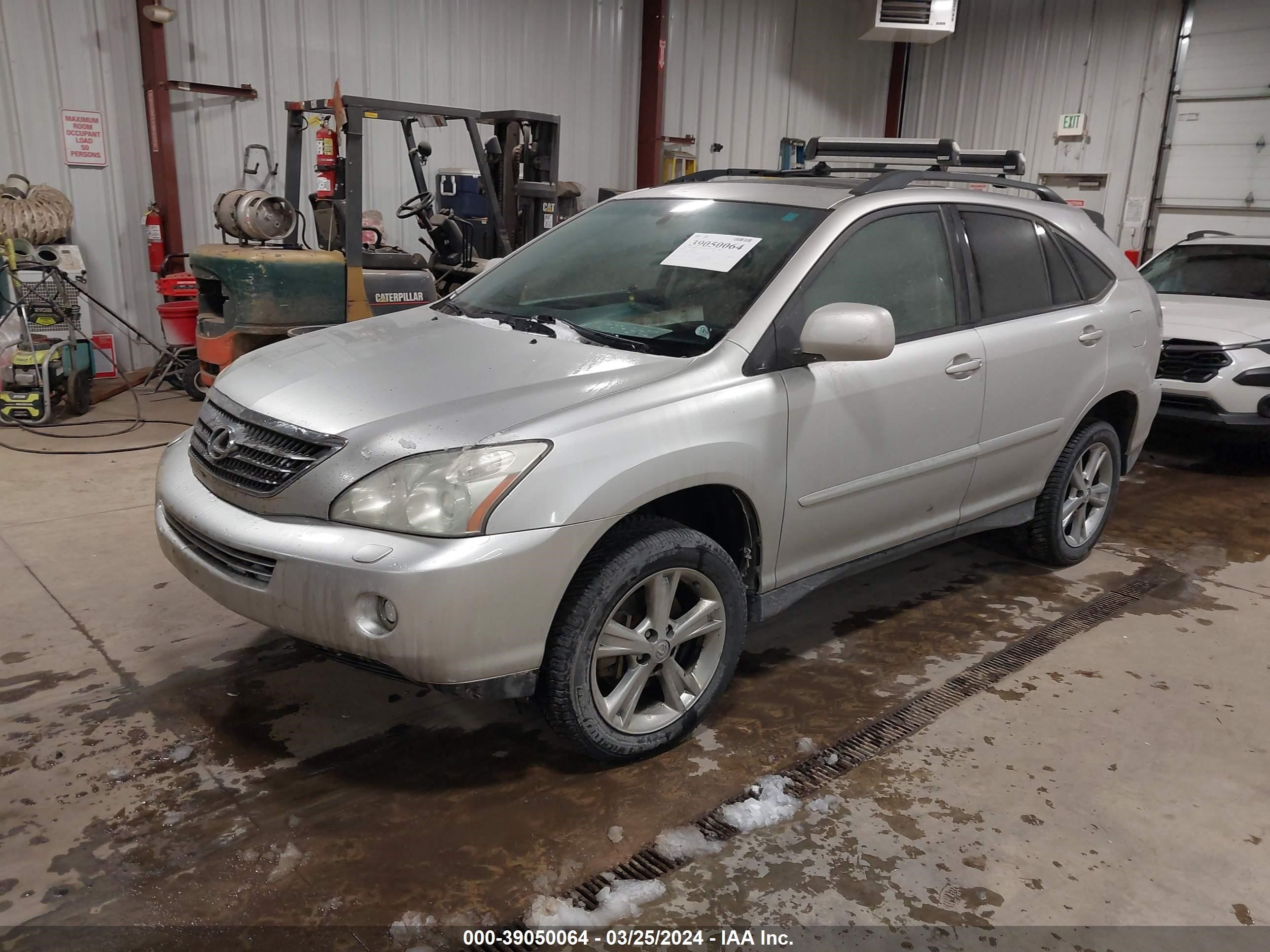 Photo 1 VIN: JTJHW31U860005070 - LEXUS RX 