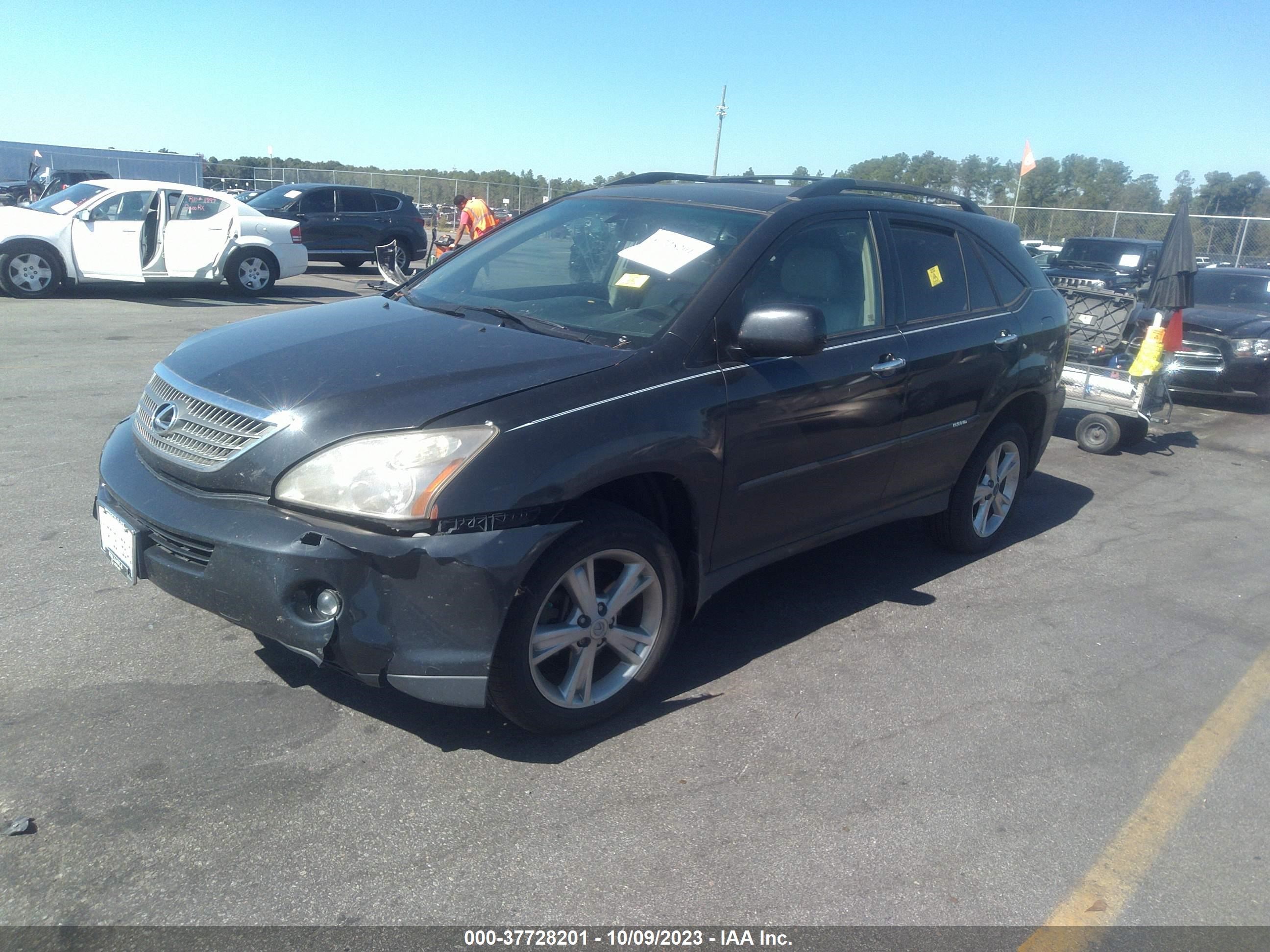 Photo 1 VIN: JTJHW31U982855829 - LEXUS RX 