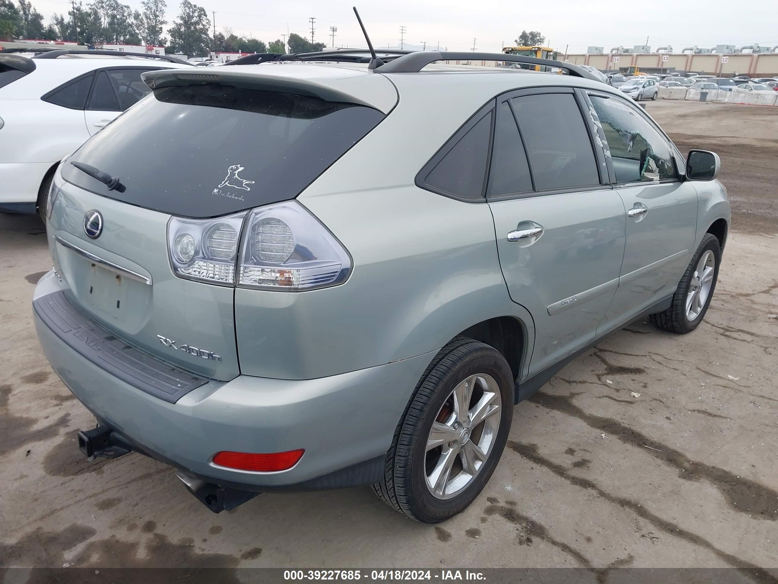 Photo 3 VIN: JTJHW31UX82058540 - LEXUS RX 