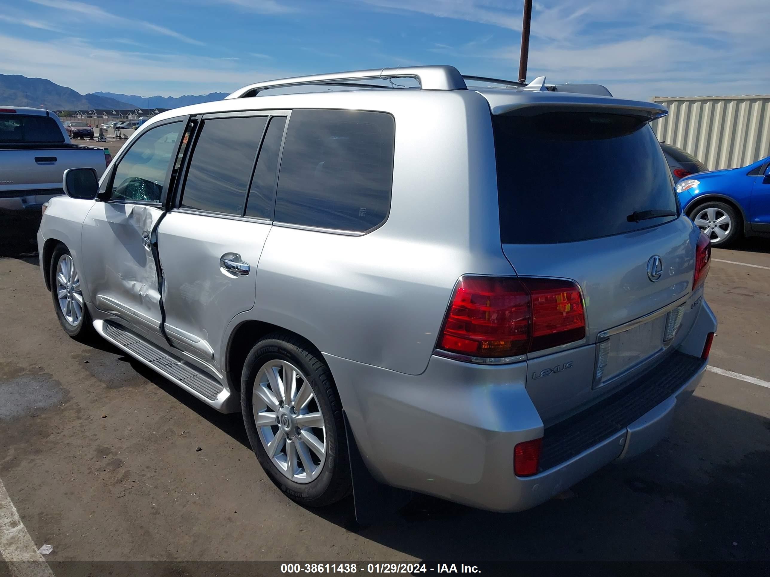 Photo 2 VIN: JTJHY00W084009783 - LEXUS LX 