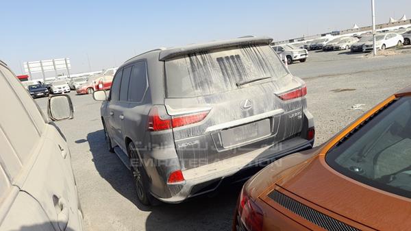 Photo 5 VIN: JTJHY00W0H4228520 - LEXUS LX 570 