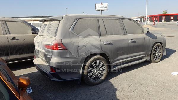 Photo 7 VIN: JTJHY00W0H4228520 - LEXUS LX 570 