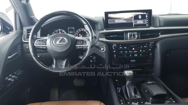 Photo 18 VIN: JTJHY00W0L4330263 - LEXUS LX 570 