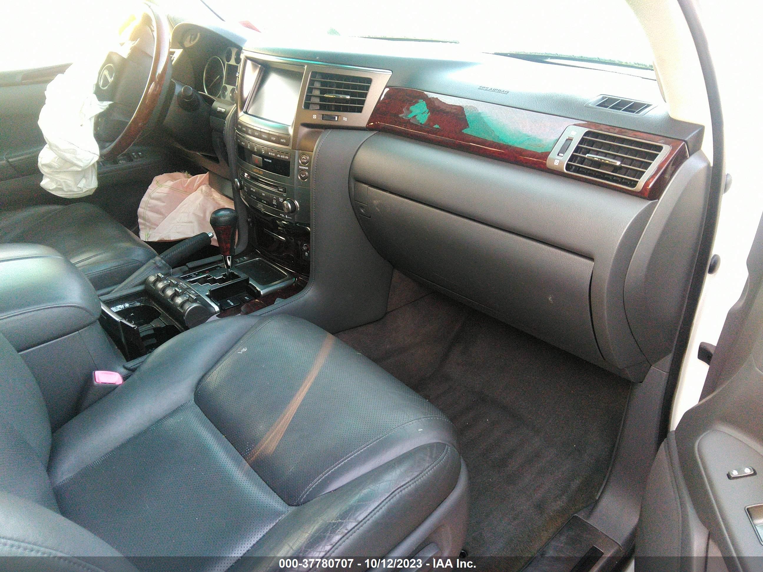 Photo 4 VIN: JTJHY00W194019739 - LEXUS LX 