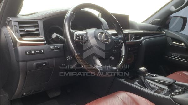 Photo 17 VIN: JTJHY00W1L4326058 - LEXUS LX 570 