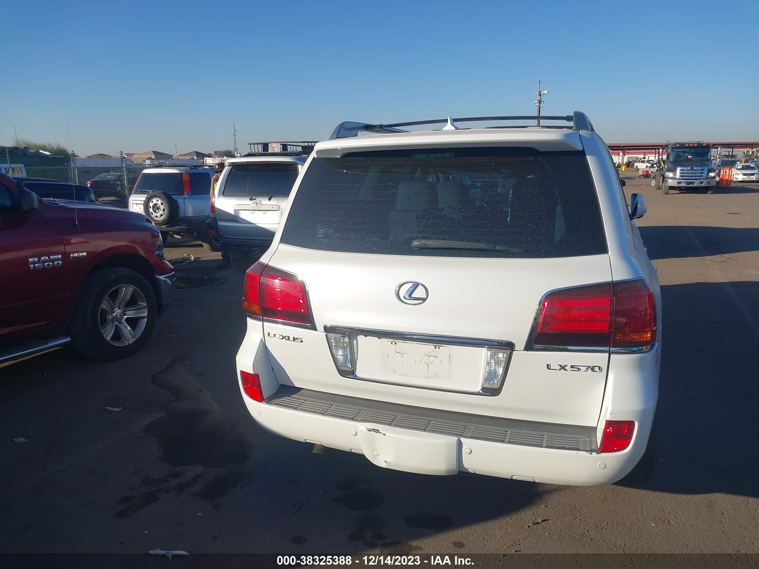 Photo 14 VIN: JTJHY00W284004018 - LEXUS LX 