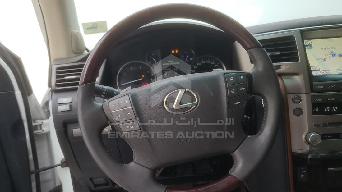 Photo 23 VIN: JTJHY00W2E4145215 - LEXUS LX 570 