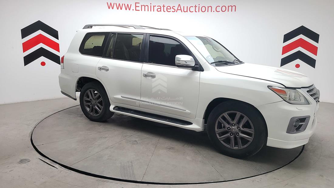 Photo 19 VIN: JTJHY00W2E4145215 - LEXUS LX 570 