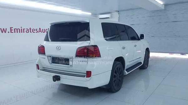 Photo 7 VIN: JTJHY00W3B4064378 - LEXUS LX 570 