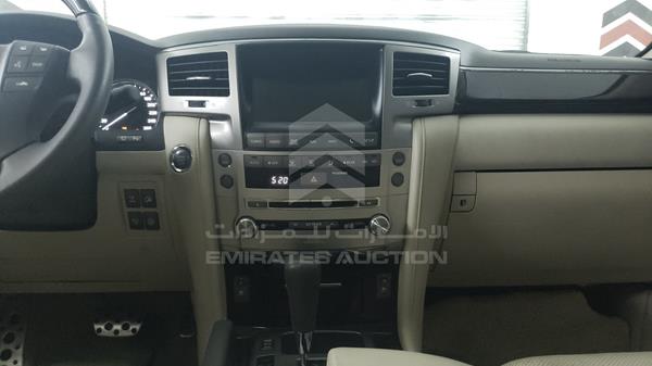 Photo 18 VIN: JTJHY00W3F4164762 - LEXUS LX 570 