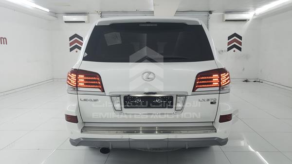 Photo 7 VIN: JTJHY00W3F4164762 - LEXUS LX 570 