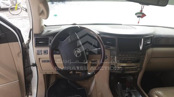 Photo 13 VIN: JTJHY00W4B4056094 - LEXUS LX 570 