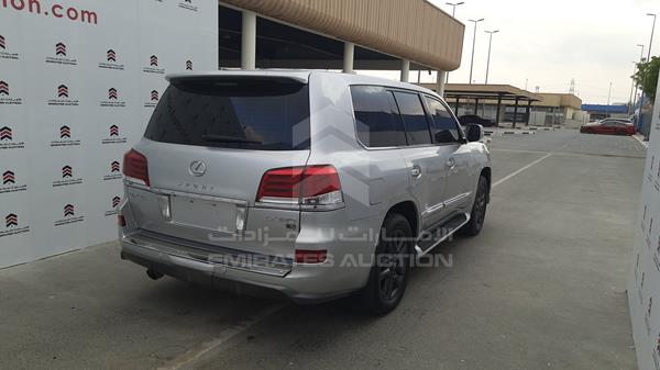 Photo 7 VIN: JTJHY00W4C4088268 - LEXUS LX 570 