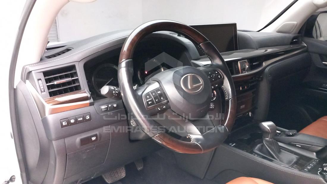 Photo 11 VIN: JTJHY00W4G4190935 - LEXUS LX 570 