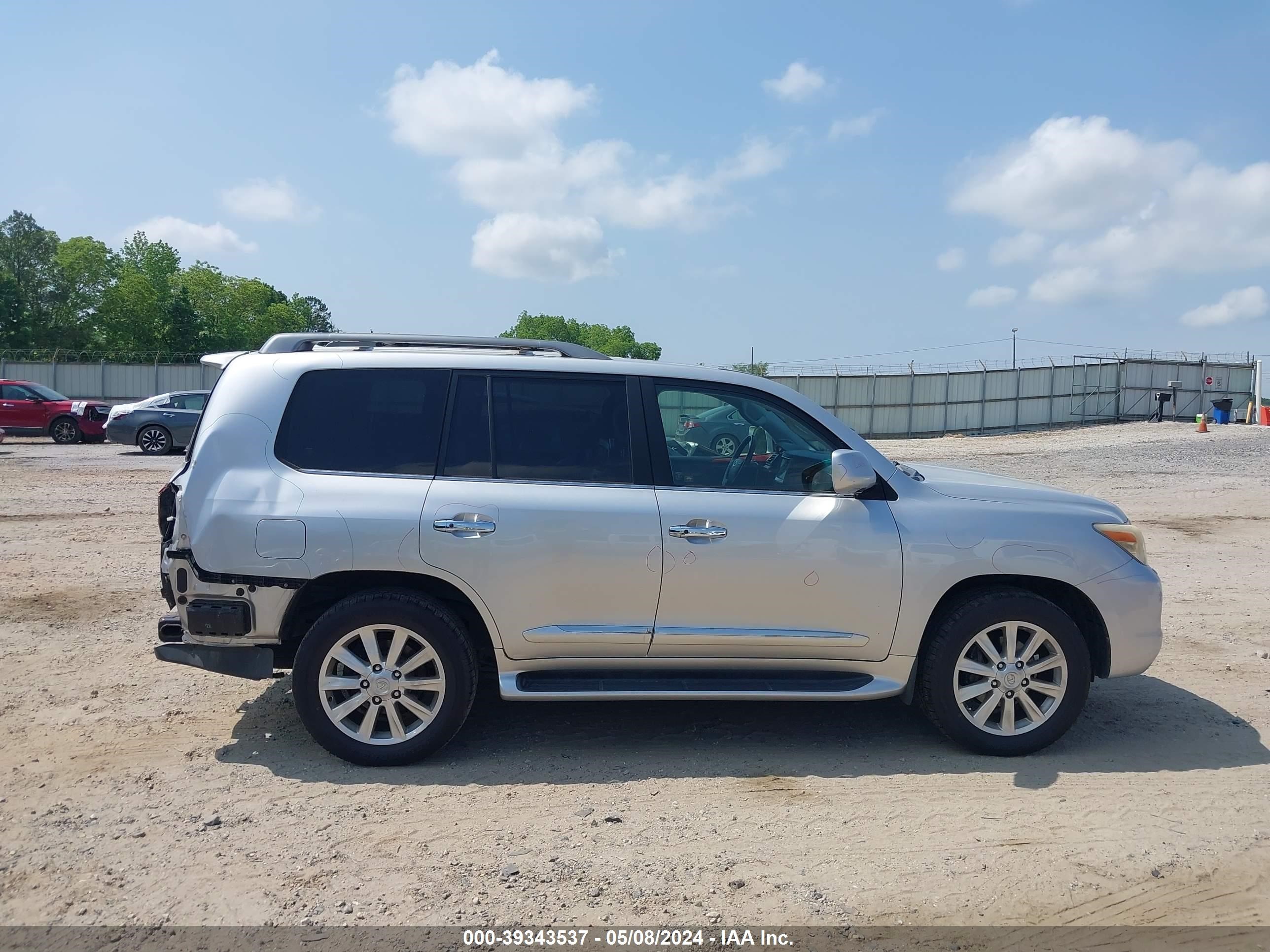 Photo 13 VIN: JTJHY00W594028511 - LEXUS LX 